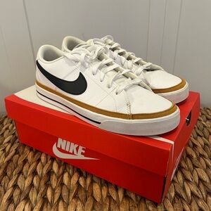 Nike Men's Court Legacy Shoes